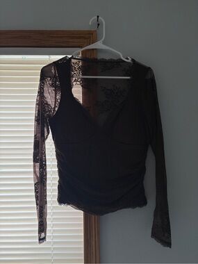 Abercrombie & Fitch Black Lace Long Sleeve V-Neck Top